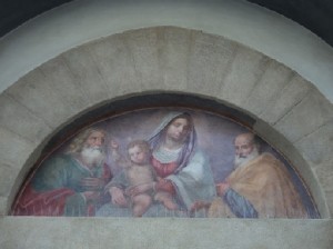 lunetta restaurata  facciata chiesa Santi Simone e Giuda