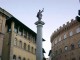 Piazza S. Trinità: la Colonna della Giustizia sorvegliata speciale