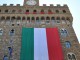 Grande Tricolore da Palazzo Vecchio per i 68 anni della Repubblica italiana