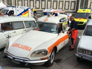 Raduno ambulanze storiche - foto gionalista Franco Mariani (37)