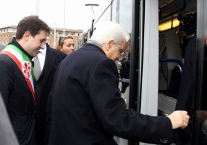 Presidente Repubblica Mattarella su tramvia (5)