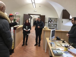 Benedizione Card Betori nuovi locali archivio diocesi - Foto Giornalista Franco Mariani (3)