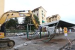 demolizione pensilina piazza isolotto 8