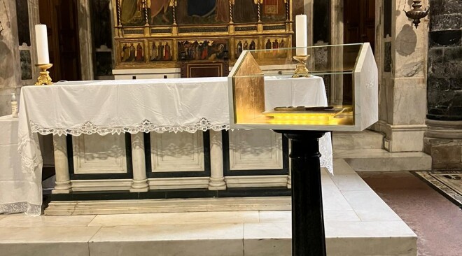 Nuova teca per le Pietre del Santo Sepolcro usate da 1.000 anni per lo Scoppio del Carro